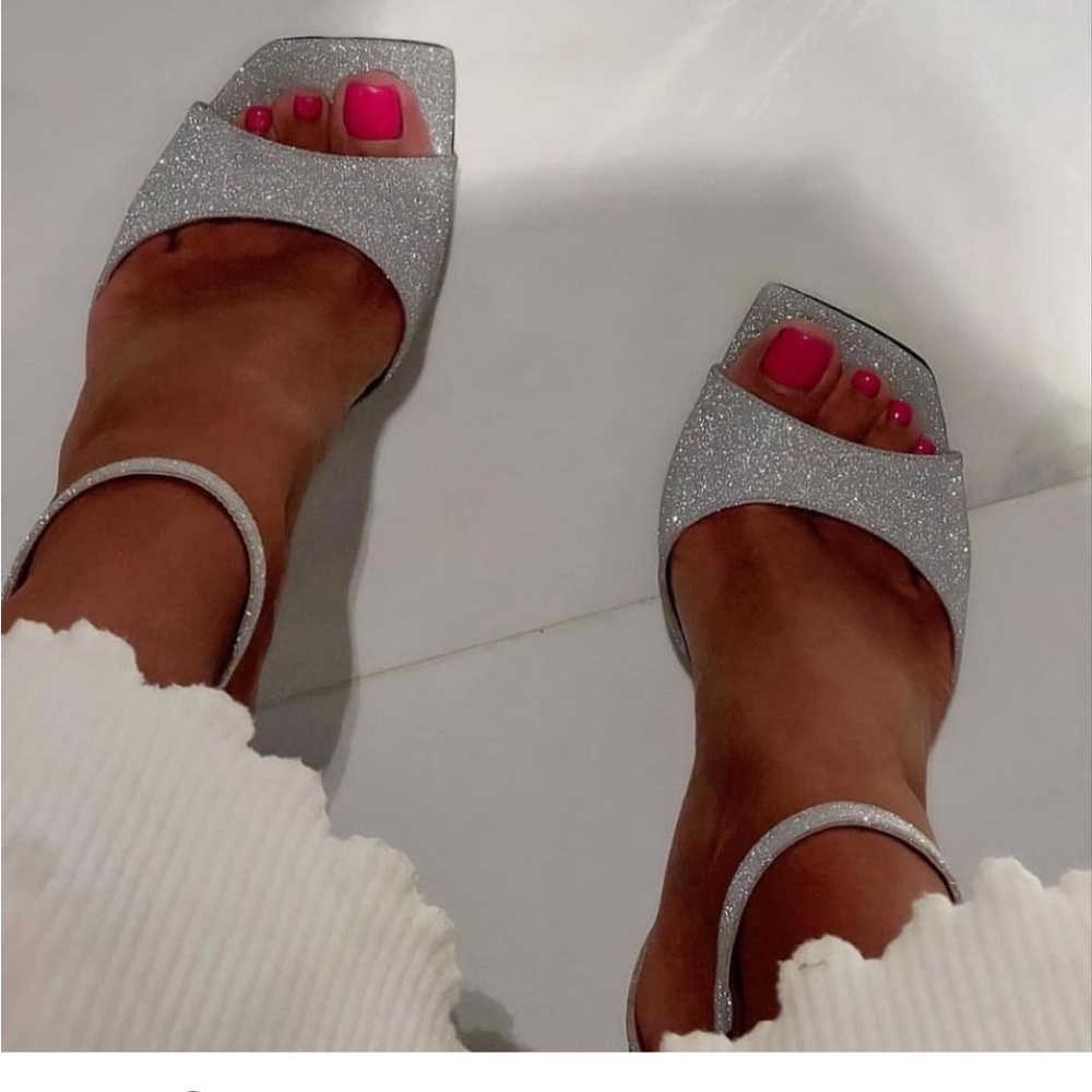 ❌ SOLD ❌ Jimmy Choo Silver Glitter Sandals 38